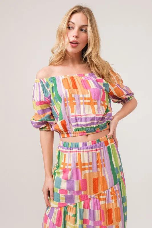 And The Why Puff Sleeve Elastic Edges Geo Printed Crop Top