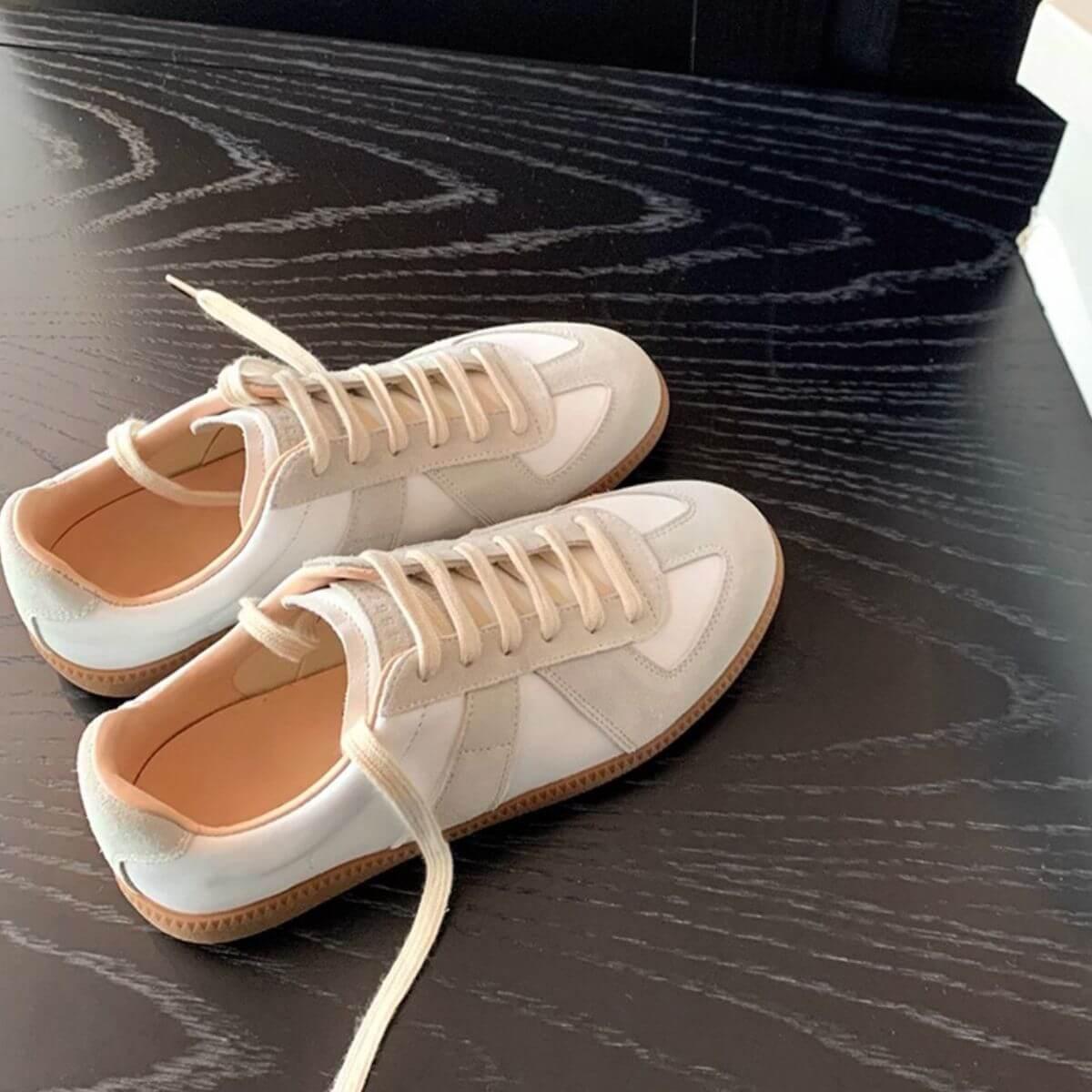 Contrast Round Toe Flats Sneakers - Clothes For Her Online Store