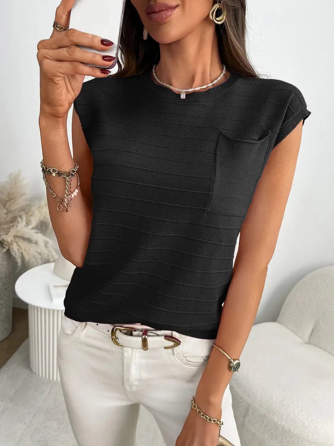 Round Neck Cap Sleeve Knit Top