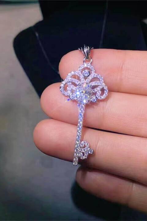 1 Carat Moissanite Key Pendant Necklace - Clothes For Her Online Store