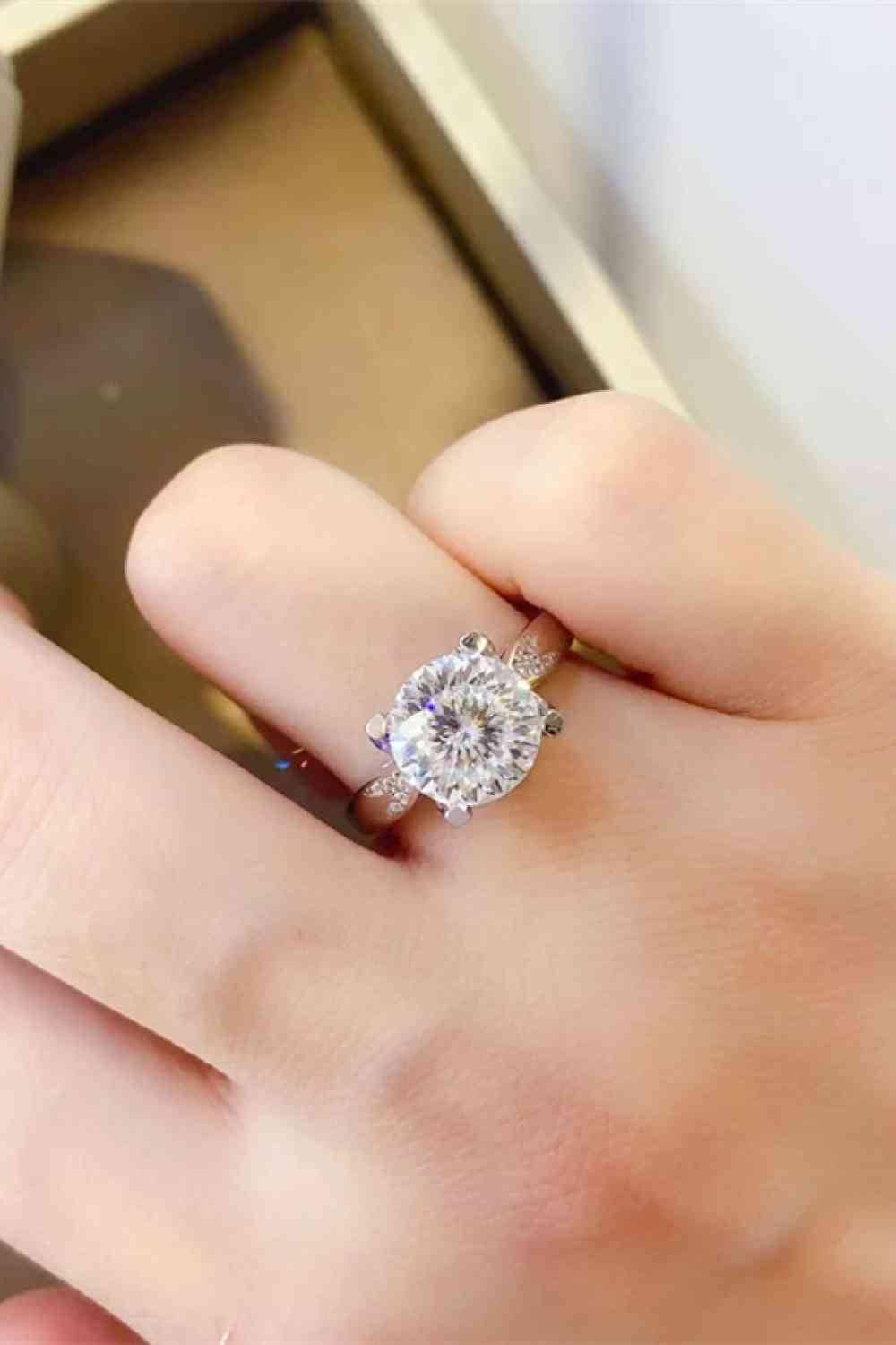 2 Carat Moissanite 925 Sterling Silver Ring - Clothes For Her Online Store