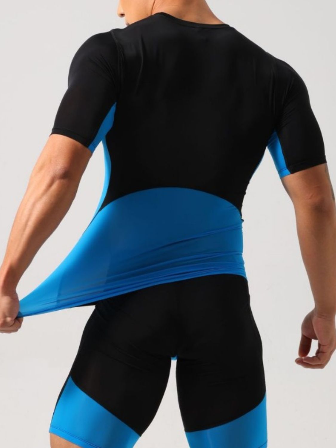 Men's Contrast Round Neck Short Sleeve T-Shirt