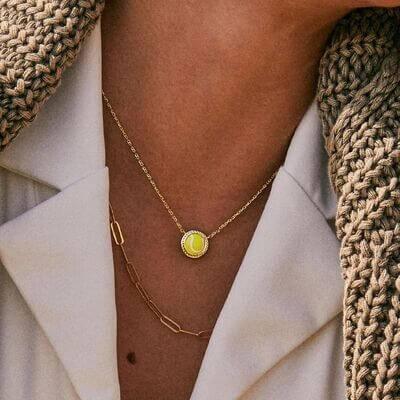 Sporty Element Resin Necklace - Clothes For Her Online Store
