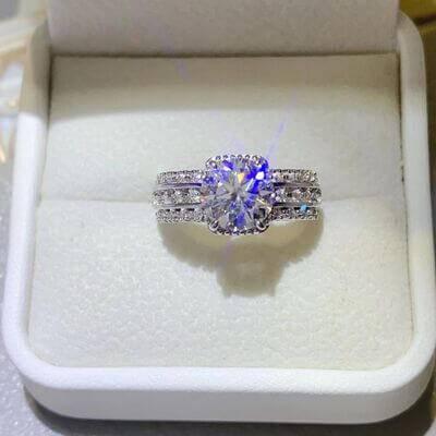 2 Carat Moissanite 925 Sterling Silver Ring - Clothes For Her Online Store