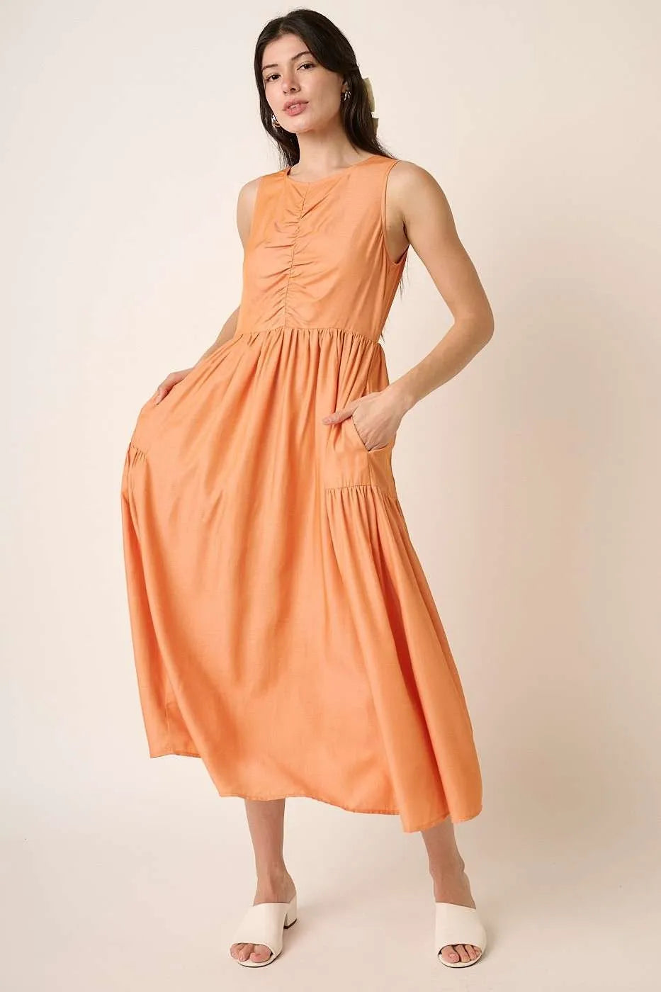 Mittoshop Ruched Detail Sleeveless Midi Dress