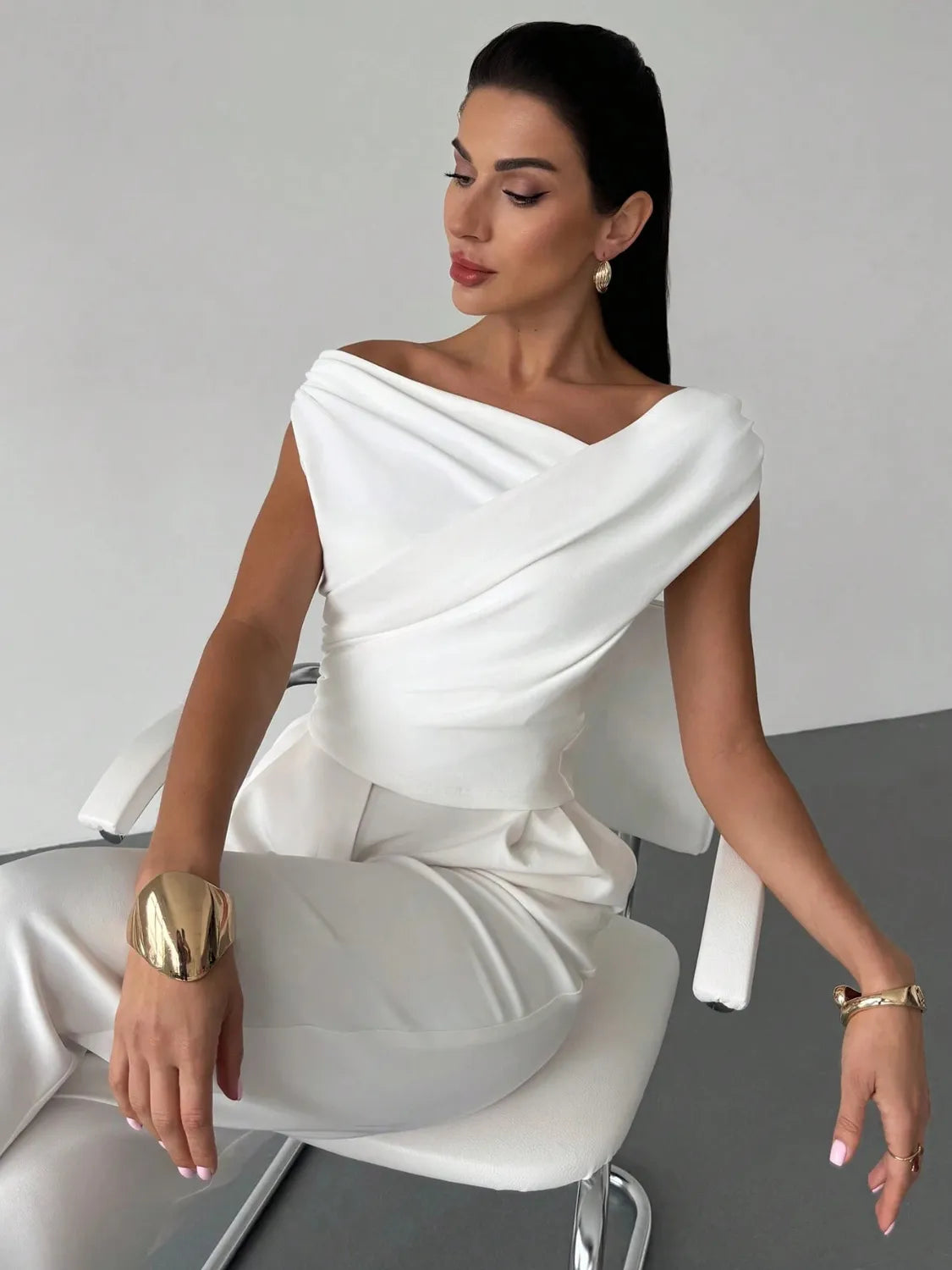 Asymmetrical Ruched Short Sleeve Top