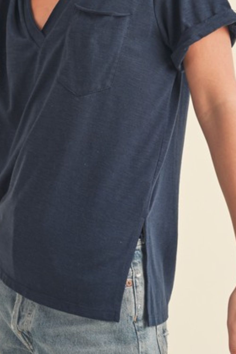 Aemi + Co Side Slit V-Neck Short Rolled Sleeve T-Shirt - Clothes For Her Online Store