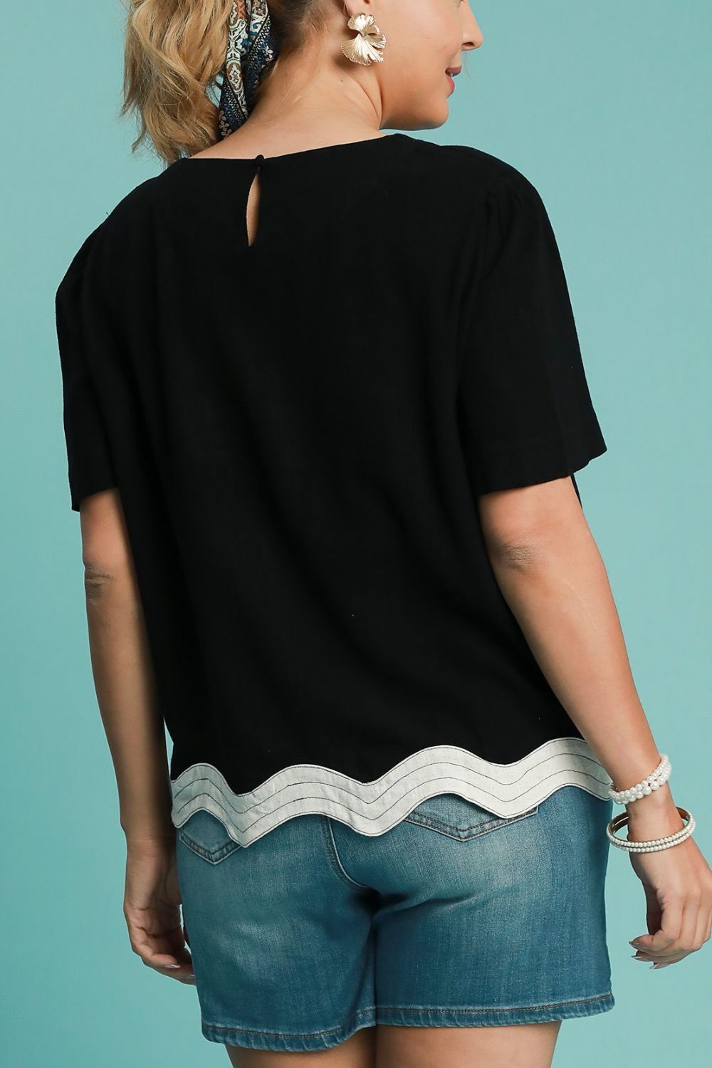 Umgee Full Size Linen Blend Scalloped Hem Top Plus Size - Clothes For Her Online Store