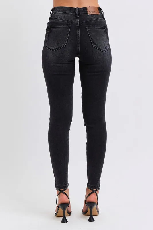 Judy Blue Full Size Midi Rise Tummy Control Skinny Jeans Plus Size