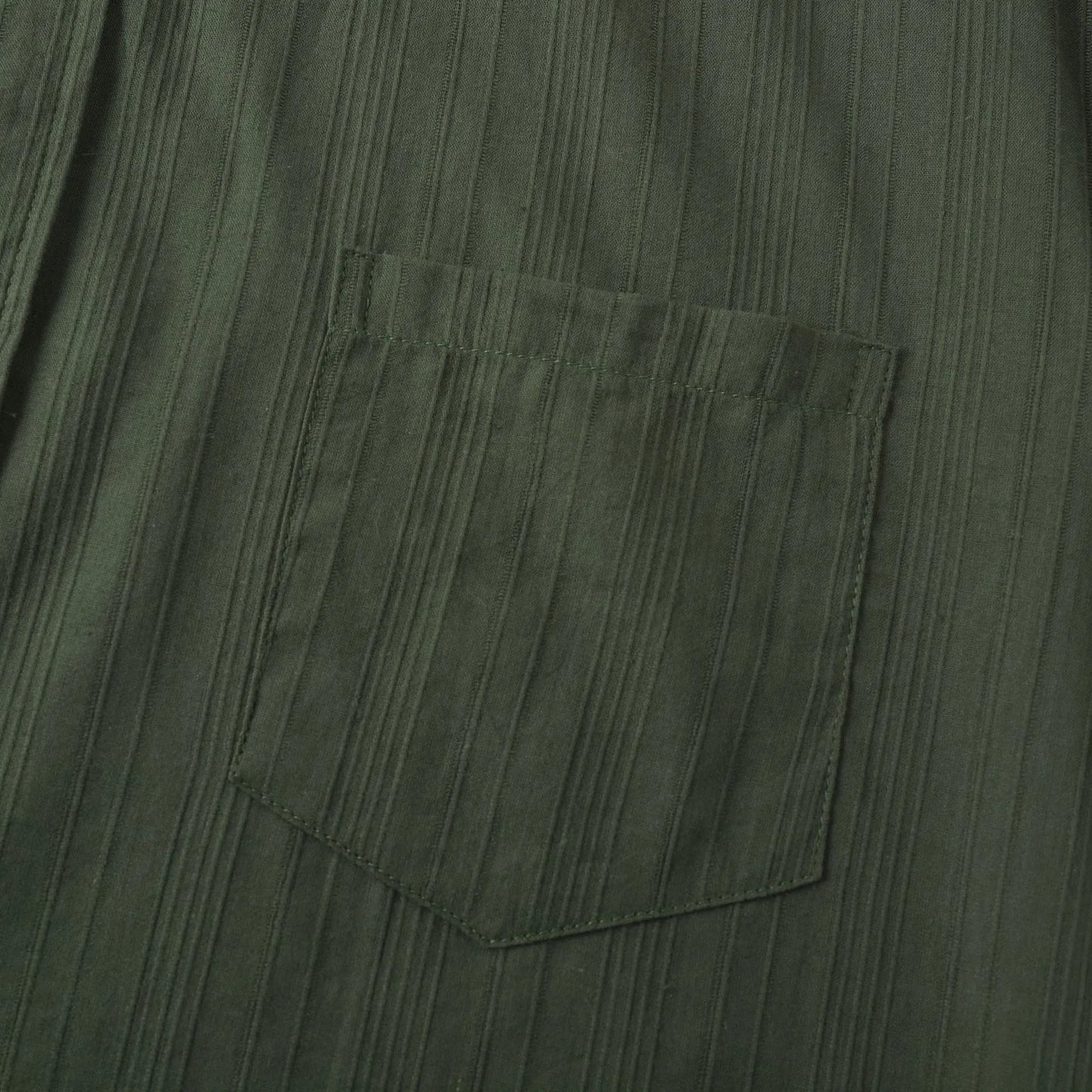 Men's Short Sleeve Button Down Shirt with Chest Pocket
