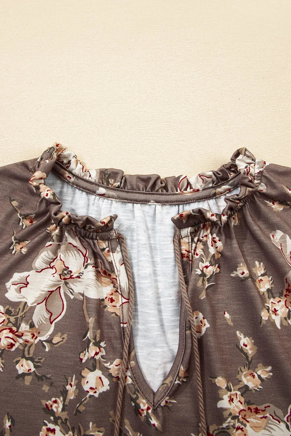 Floral Print Tassel Tie Split Neck Short Sleeve Blouse