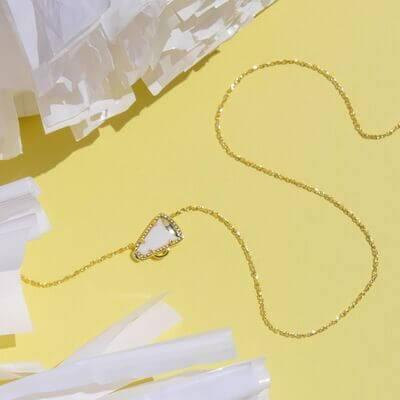 Sporty Element Resin Necklace - Clothes For Her Online Store