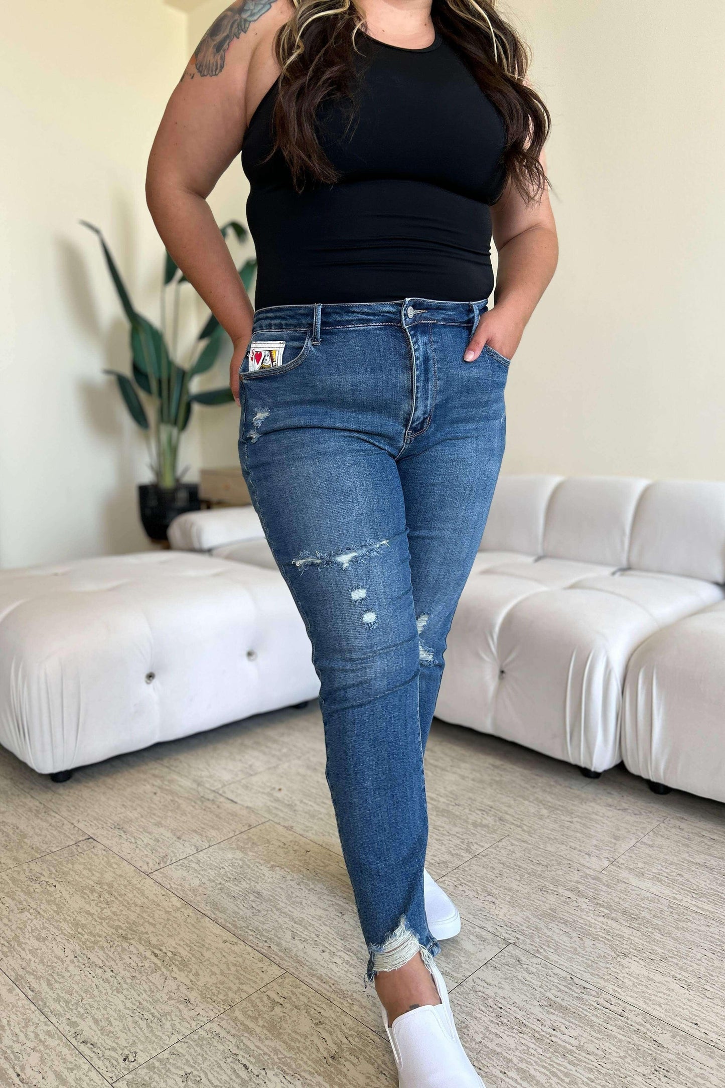 Judy Blue Full Size Queen Of Hearts Coin Pocket BF Jeans - Clothes For Her Online Store