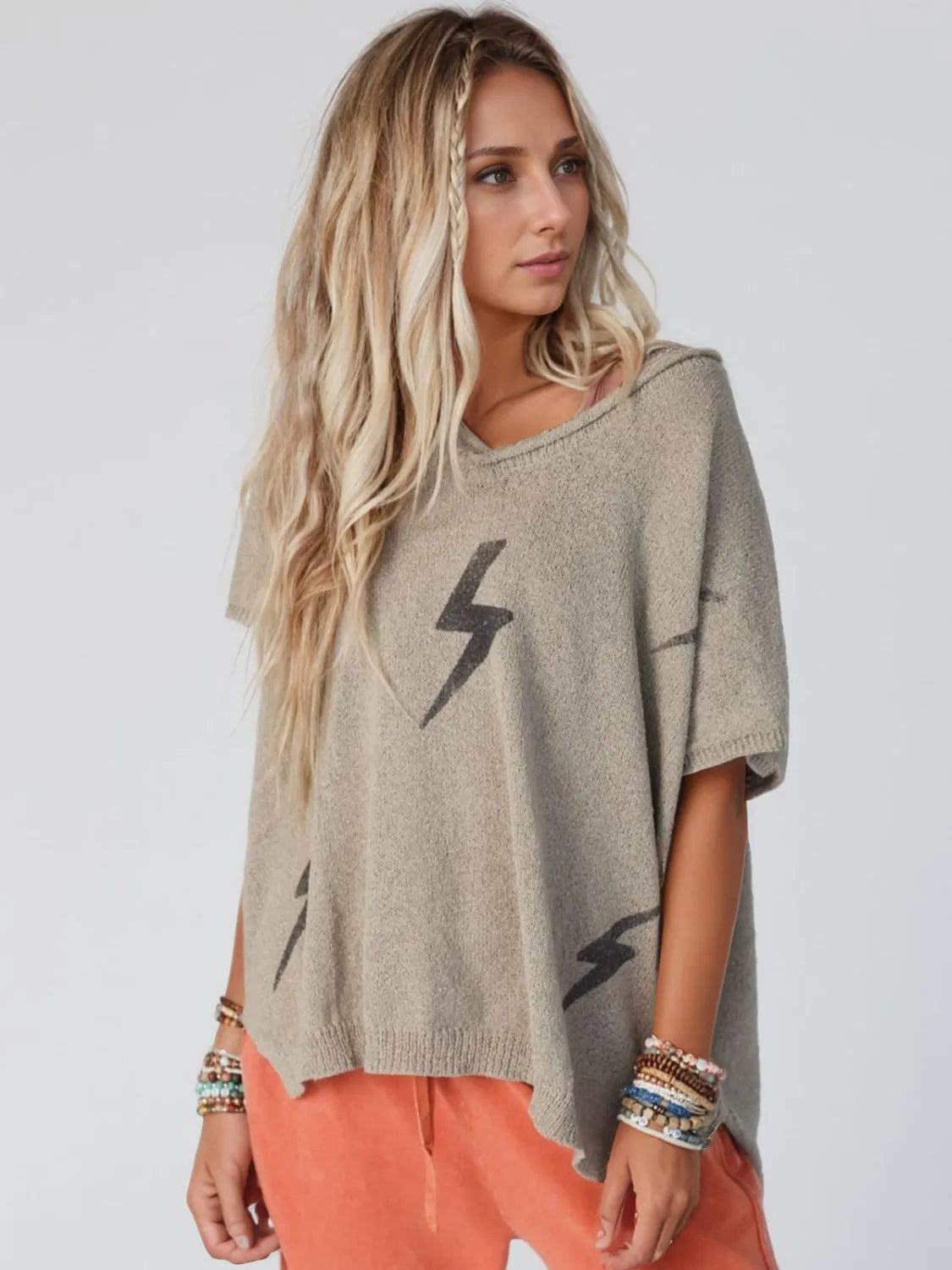 Lightning V-Neck Short Sleeve Knit Top
