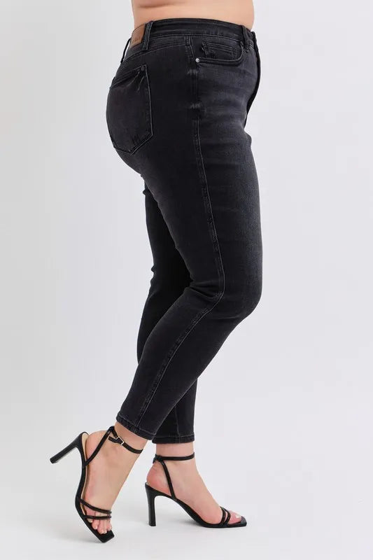 Judy Blue Full Size Midi Rise Tummy Control Skinny Jeans Plus Size