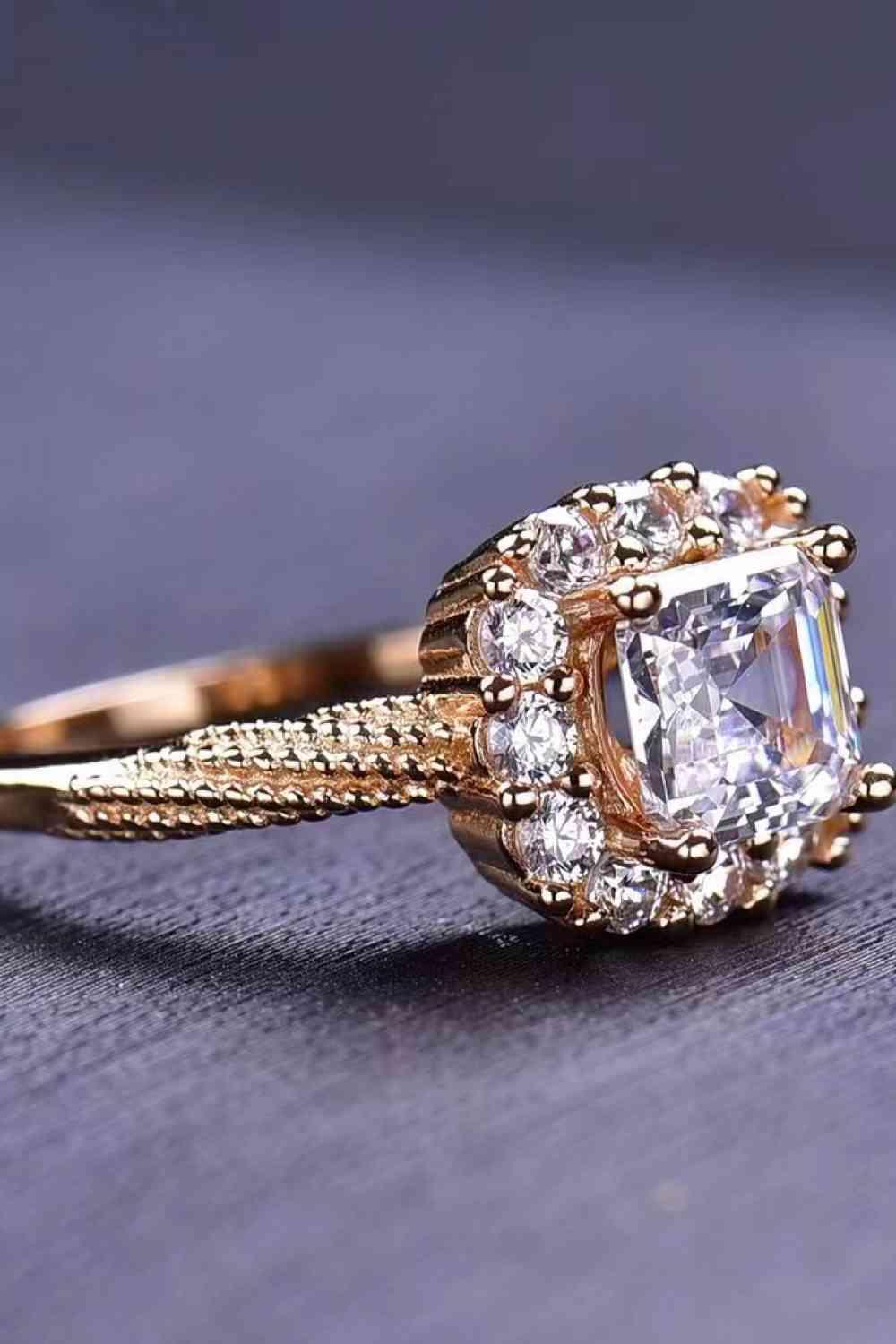 1 Carat Moissanite Twisted Ring - Clothes For Her Online Store