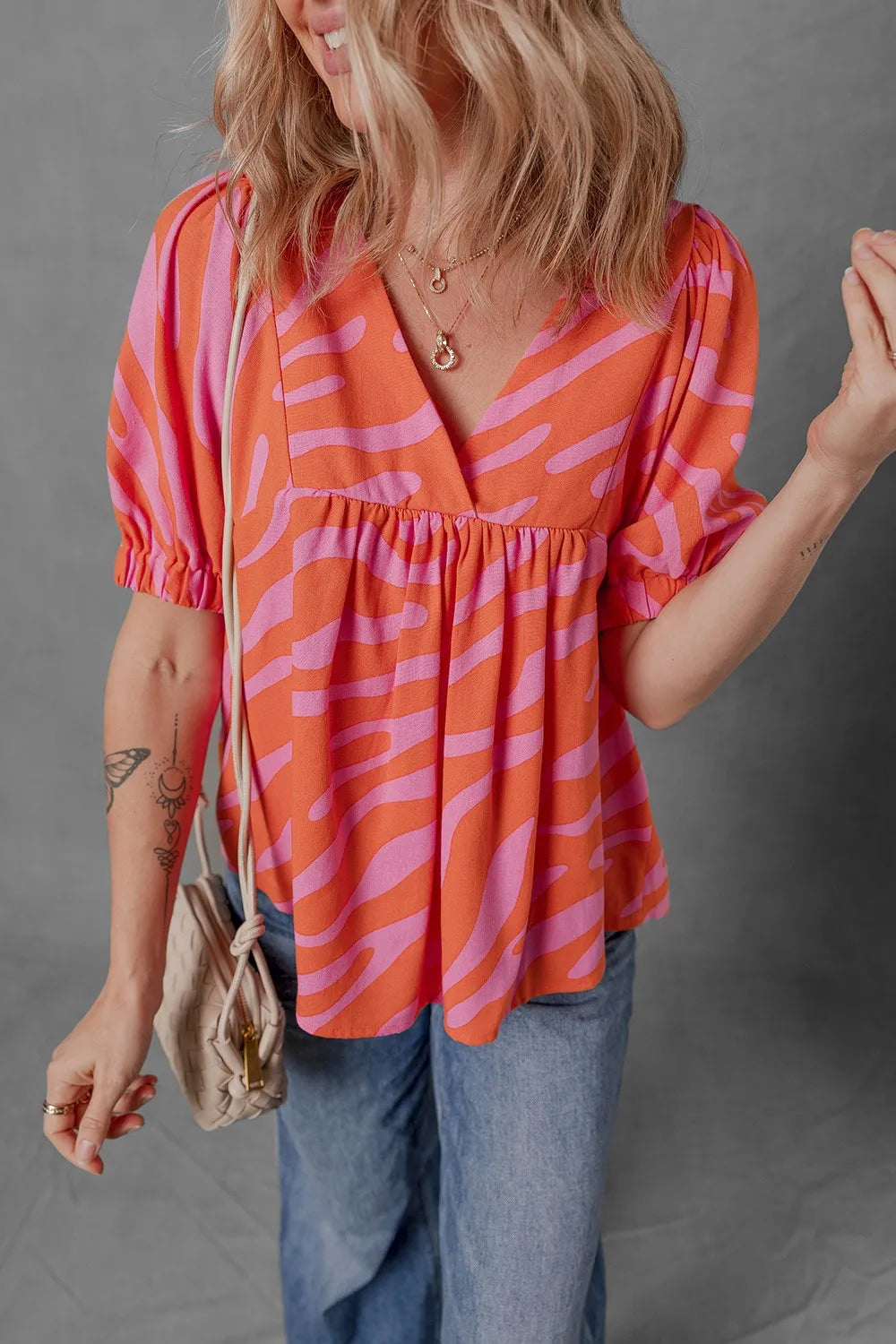 Zebra Stripe Print Ruched Cuff Half Sleeve V Neck Blouse