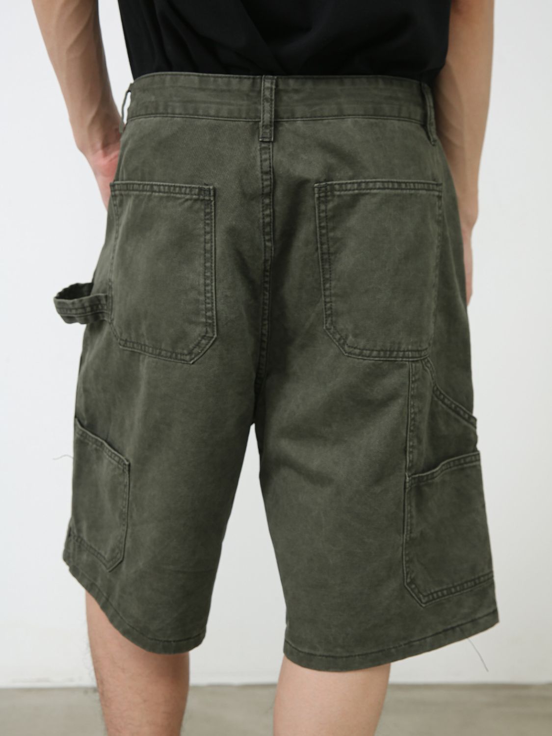 Men's Mid Rise Denim Shorts with Pockets