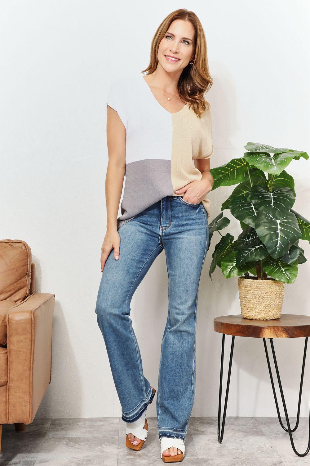 Color Block V-Neck Knit Top - Clothes For Her Online Store