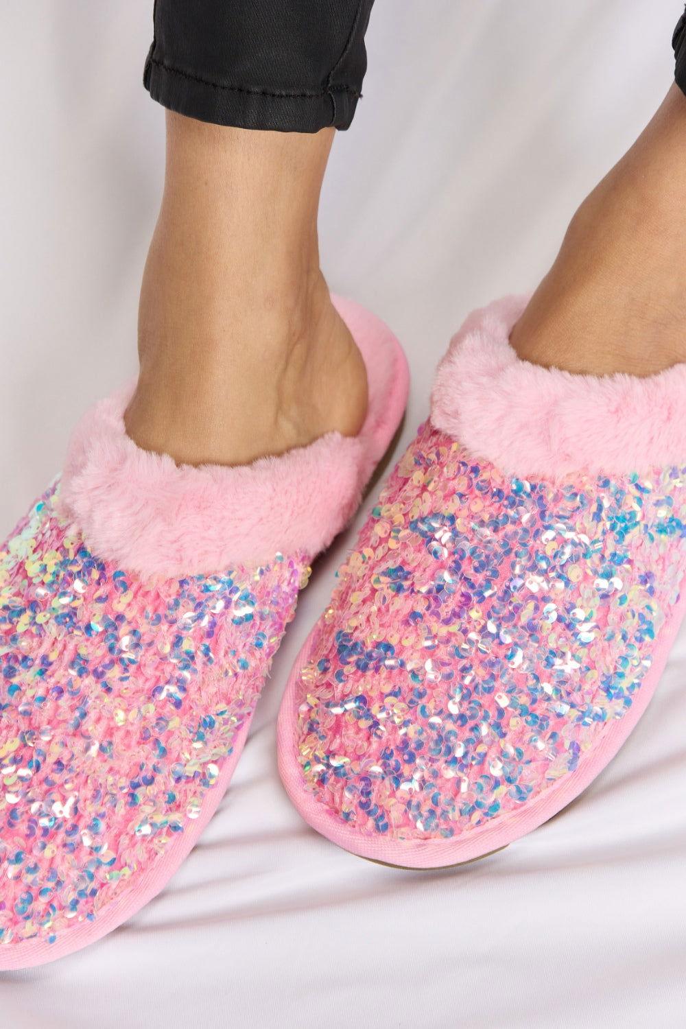 Forever Link Sequin Plush Round Toe Slippers - Clothes For Her Online Store