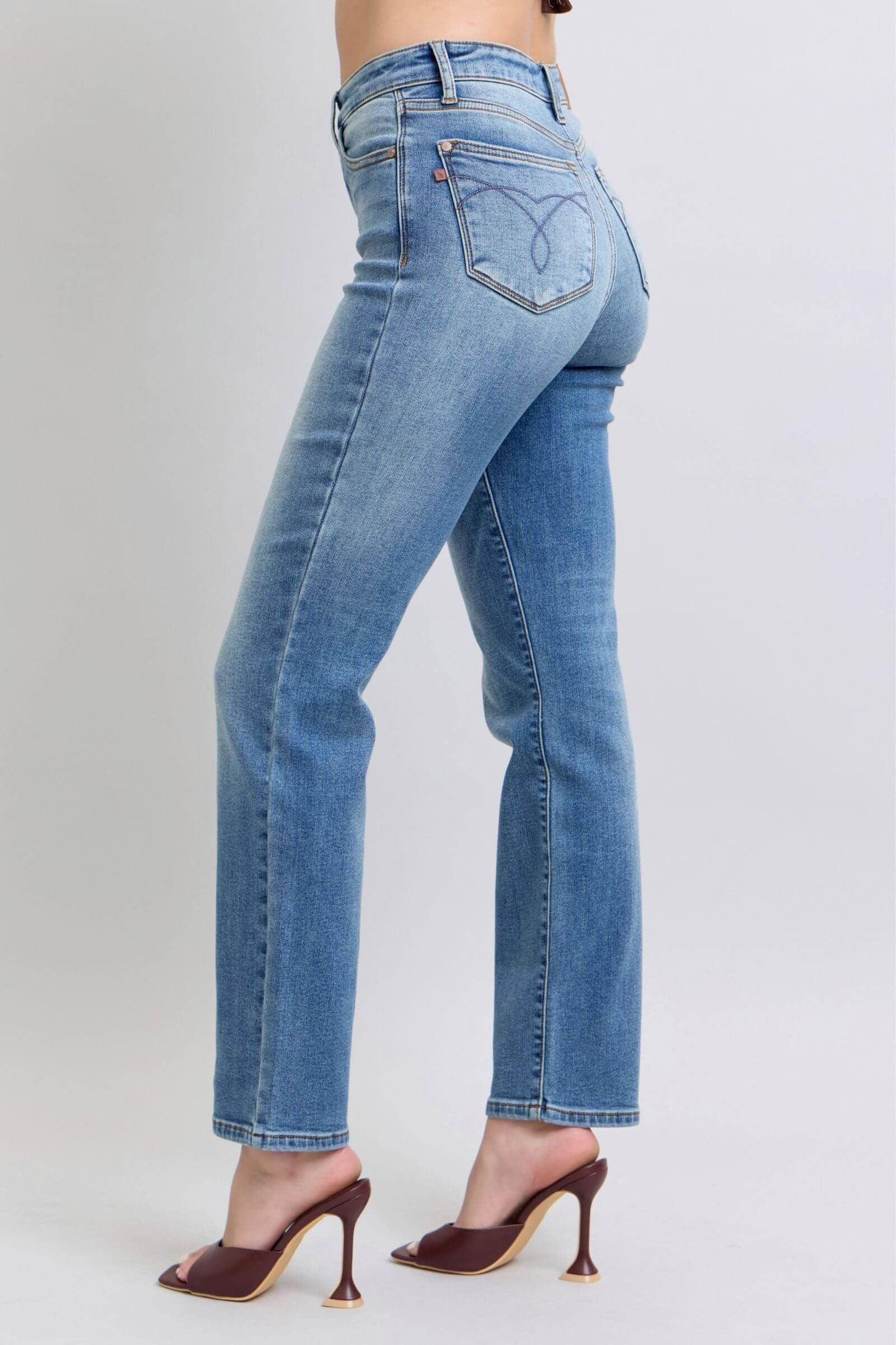 Judy Blue Full Size Run Vintage Wash Thermal Straight Jeans - Clothes For Her Online Store