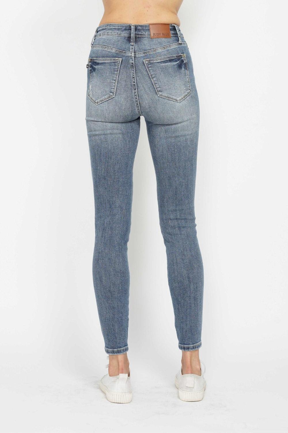 Judy Blue Full Size Tummy Control Contrast Wash Skinny Jeans - Clothes For Her Online Store