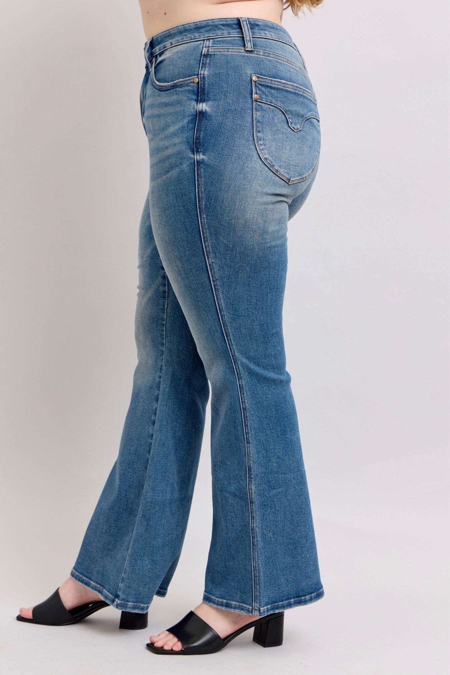 Judy Blue MR Tummy Control Vintage Wash Jeans - Clothes For Her Online Store