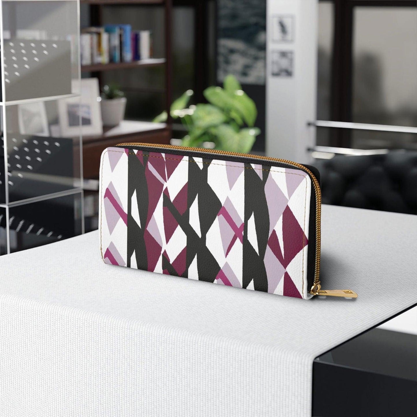 Mauve Pink and Black Geometric Pattern Womens Zipper Wallet Clutch - Clothes For Her Online Store