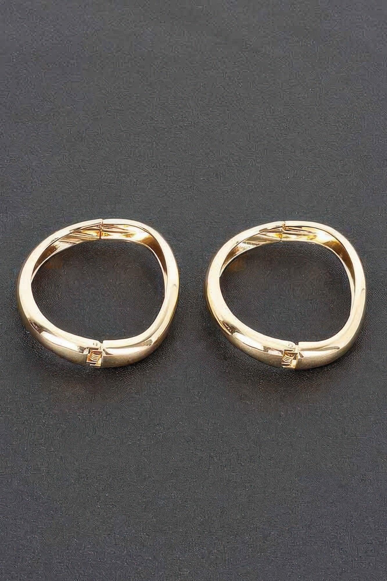 Curved Elegance Bracelet - Clothes For Her Online Store