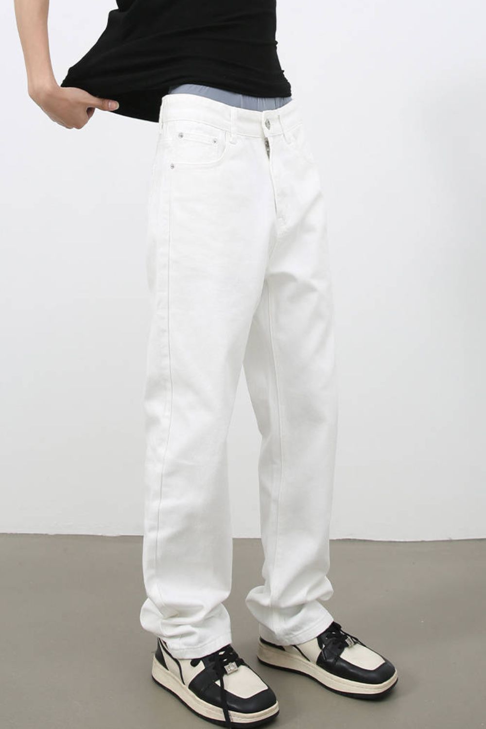 Men's Mid Rise Jeans with Pockets
