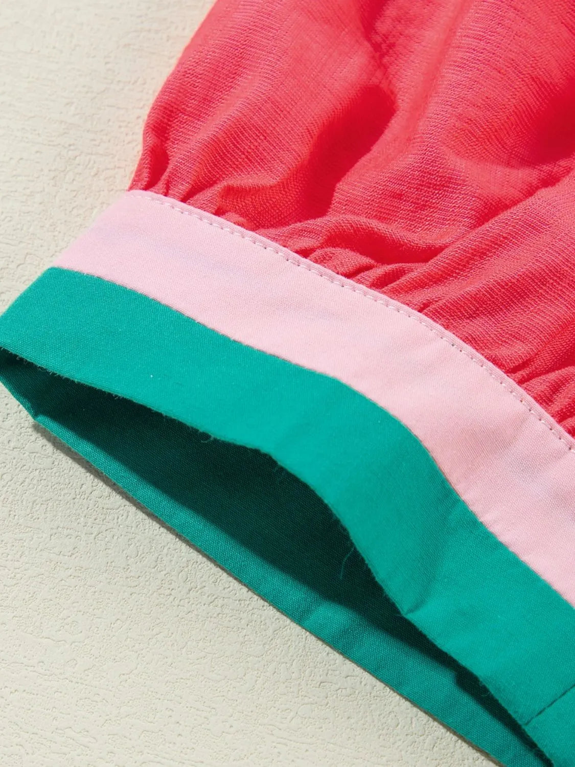 Carrot Colorful Trim V Neck Short Sleeve Blouse