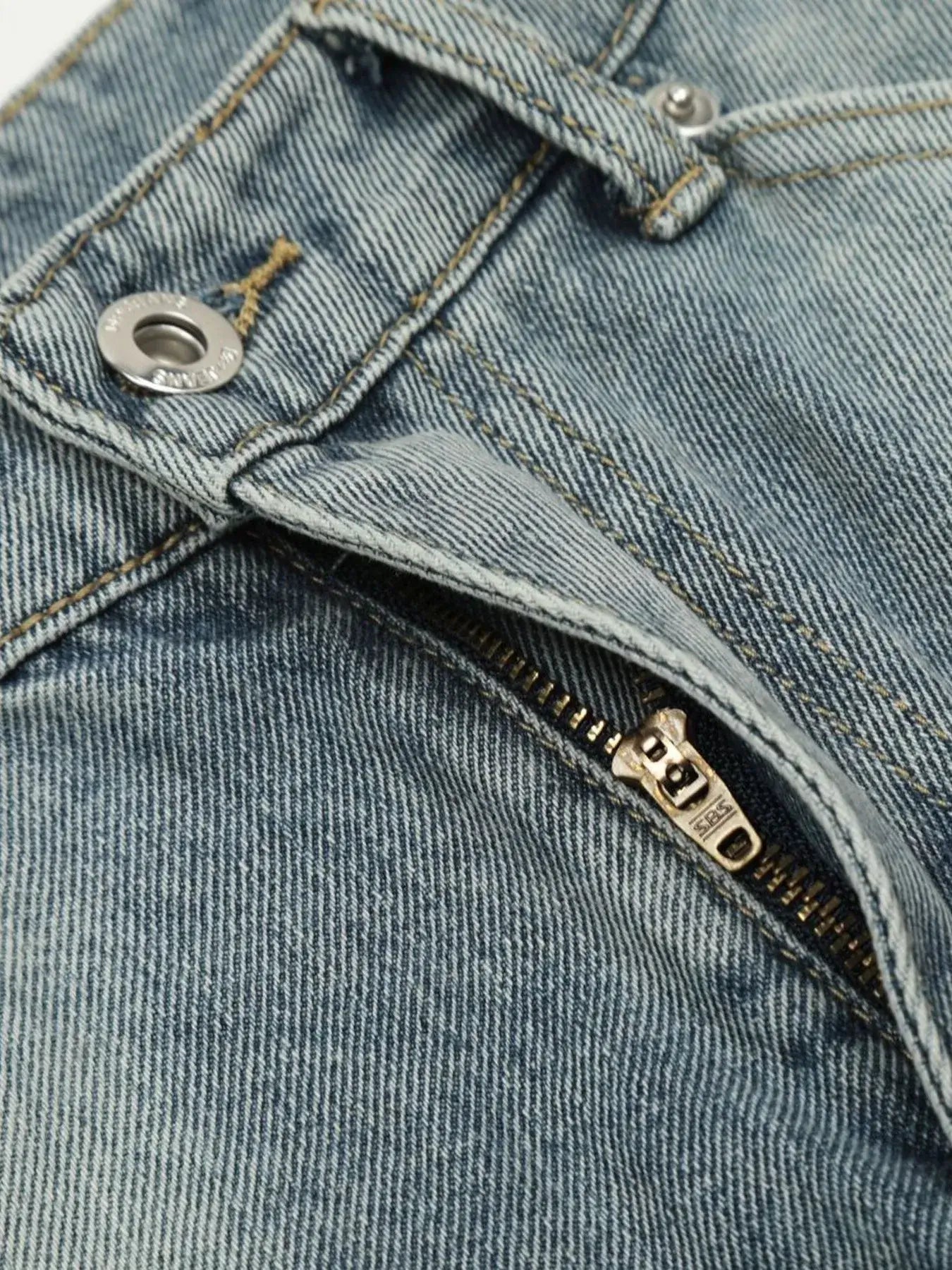 Men's Classic Loose Fit Denim Shorts