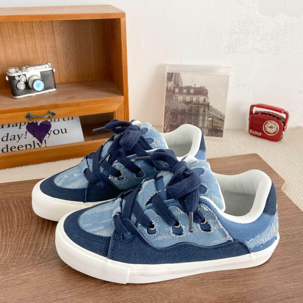 Contrast Lace Up Round Toe Flats Sneakers - Clothes For Her Online Store