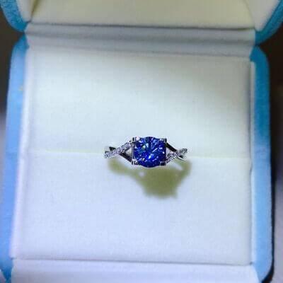 1 Carat Moissanite Crisscross 925 Sterling Silver Ring - Clothes For Her Online Store