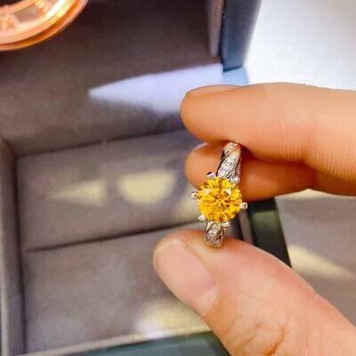 2 Carat Moissanite 925 Sterling Silver Ring - Clothes For Her Online Store