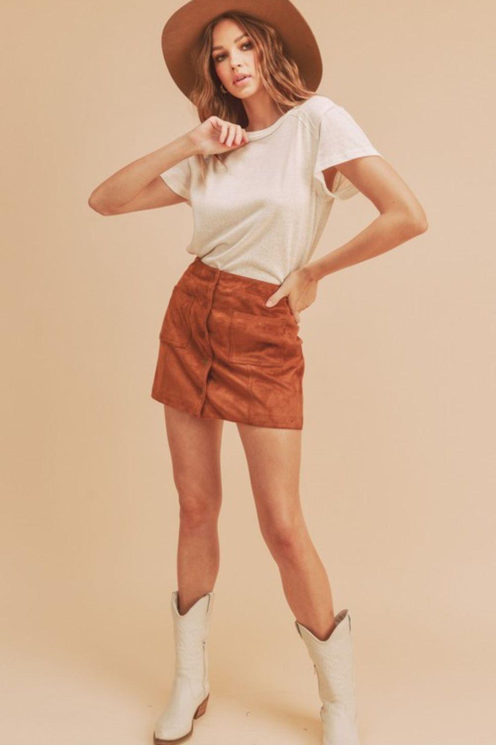 Aemi + Co Exposed Seam Round Neck Short Sleeve T-Shirt - Clothes For Her Online Store