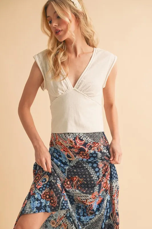 Aemi+Co V-Neck Cap Sleeve Cropped Top