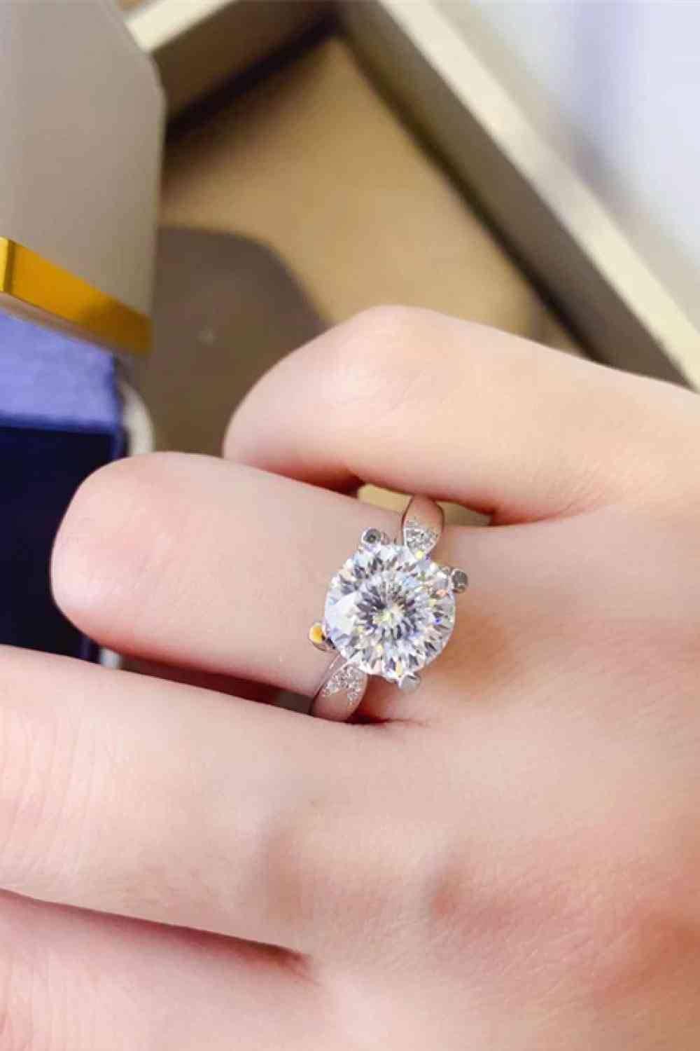 2 Carat Moissanite 925 Sterling Silver Ring - Clothes For Her Online Store