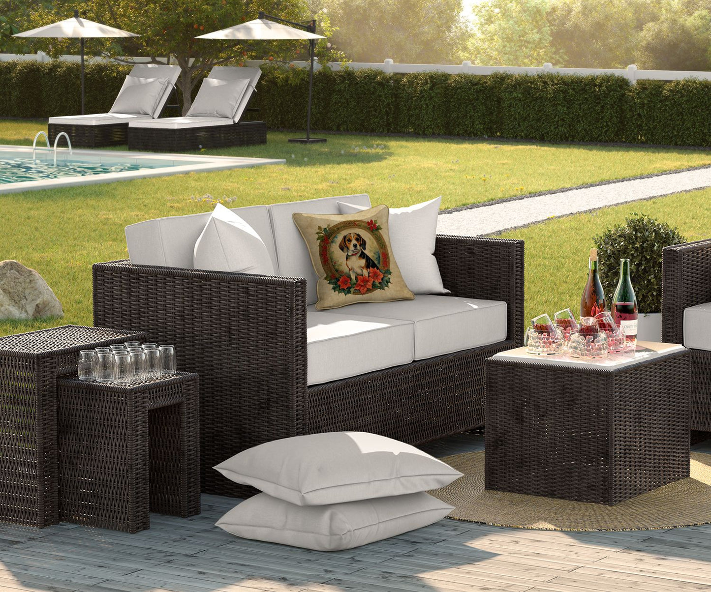 Beagle Christmas Flowers Throw Pillow Machine Washable, Indoor Outdoor Decorative Pillow for Couch, Bed or Patio, 18Hx18W