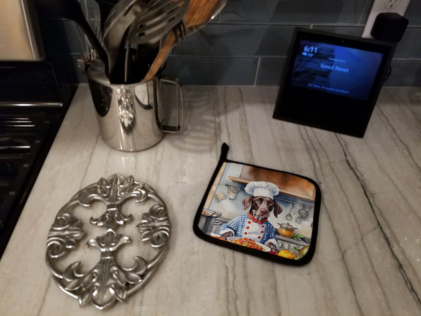 German Shorthaired Pointer The Chef Pair of Pot Holders Kitchen Heat Resistant Pot Holders Sets Oven Hot Pads for Cooking Baking BBQ, 7 1/2 x 7 1/2