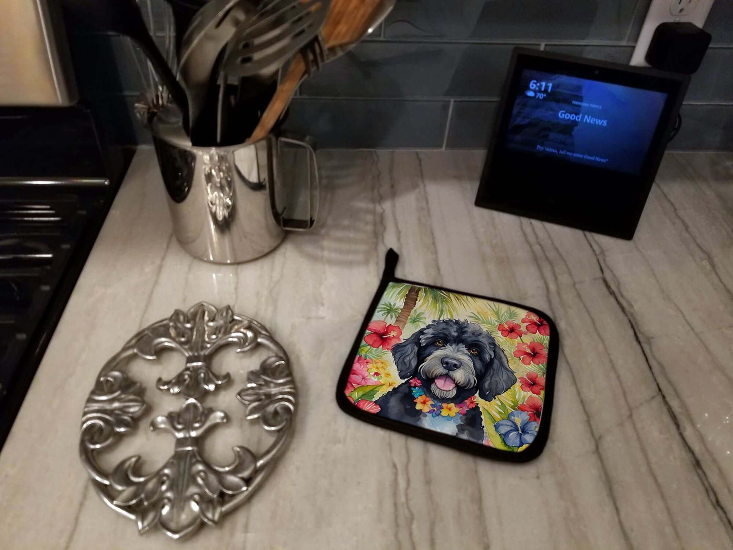 Portuguese Water Dog Luau Pair of Pot Holders Kitchen Heat Resistant Pot Holders Sets Oven Hot Pads for Cooking Baking BBQ, 7 1/2 x 7 1/2