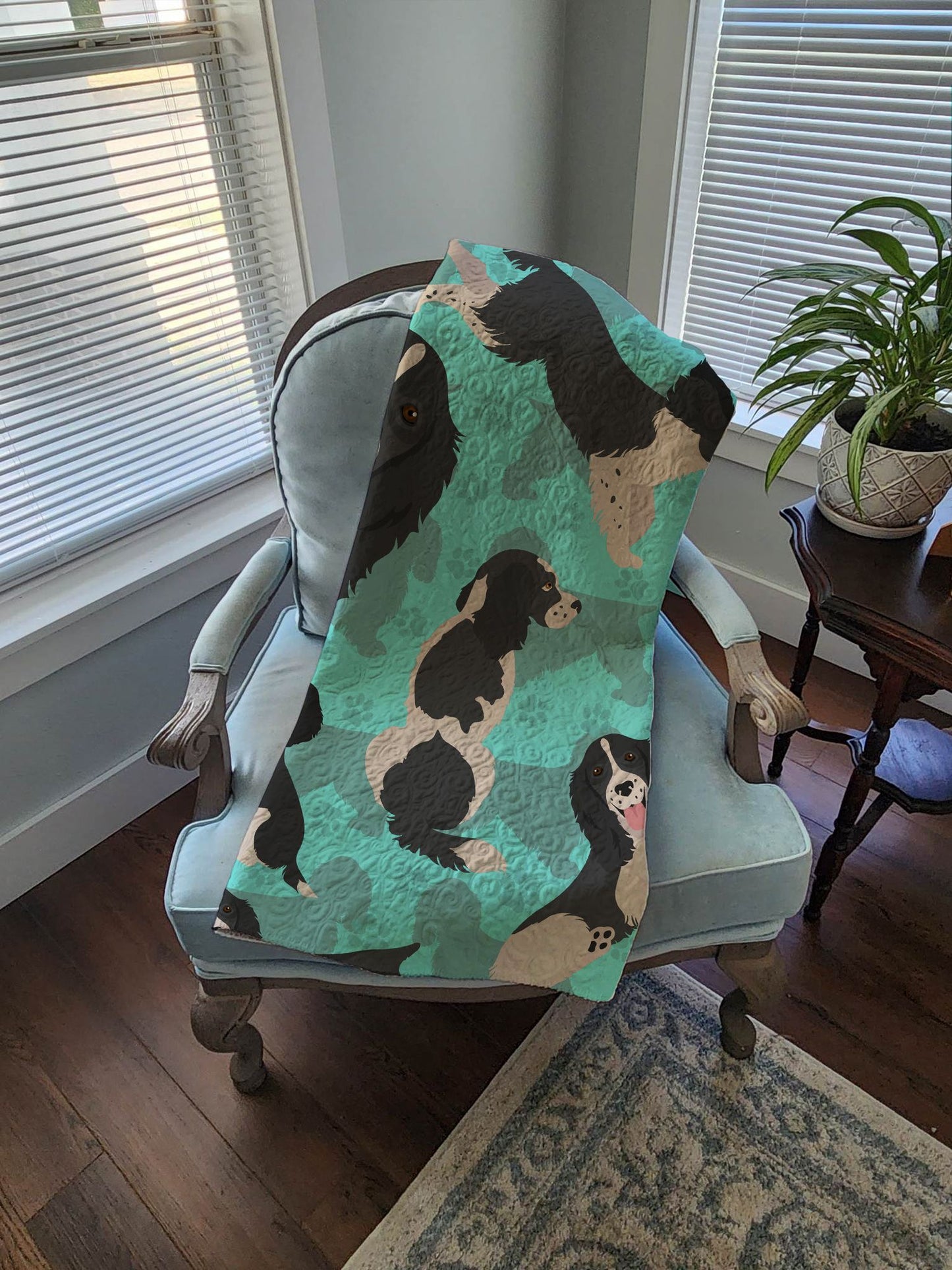 Black and White English Springer Spaniel Quilted Blanket 50x60 Artwork Pattern Quilted Throw Blanket for Bed, Couch, Sofa, Soft and Lightweight