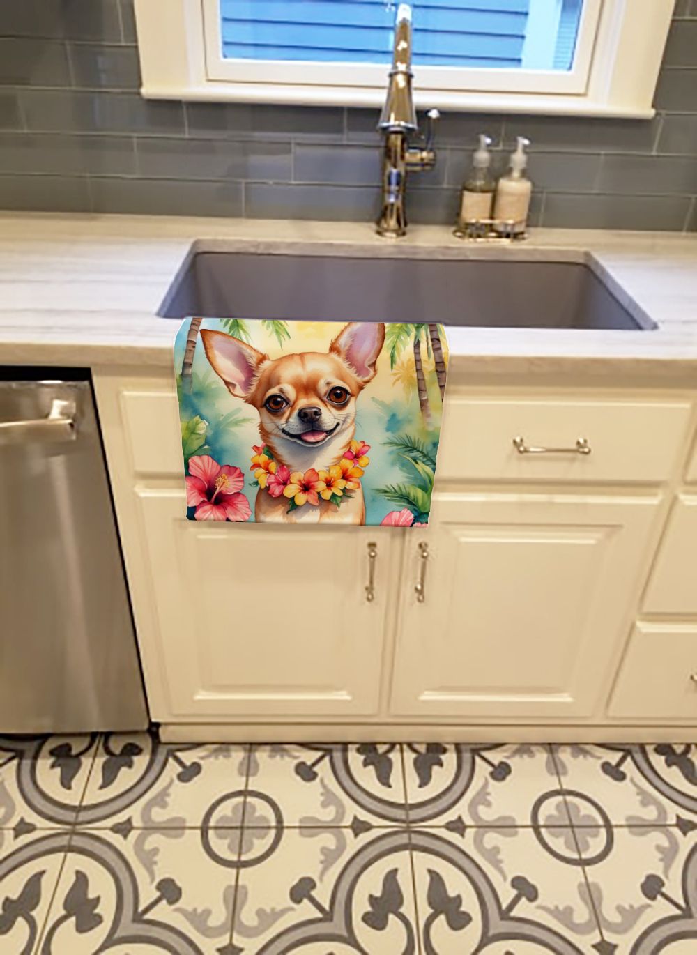 Chihuahua Luau Kitchen Towel Dish Cloths Guest Hand Towel Decorative Bathroom Towel for Face,Tea, Dishcloth, Kitchen and Bath