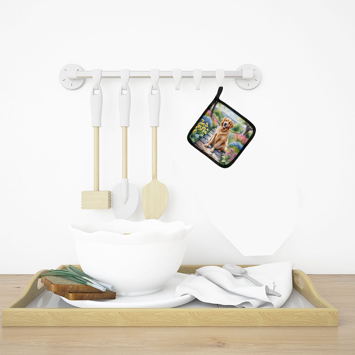 Golden Retriever Spring Path Pair of Pot Holders Kitchen Heat Resistant Pot Holders Sets Oven Hot Pads for Cooking Baking BBQ, 7 1/2 x 7 1/2