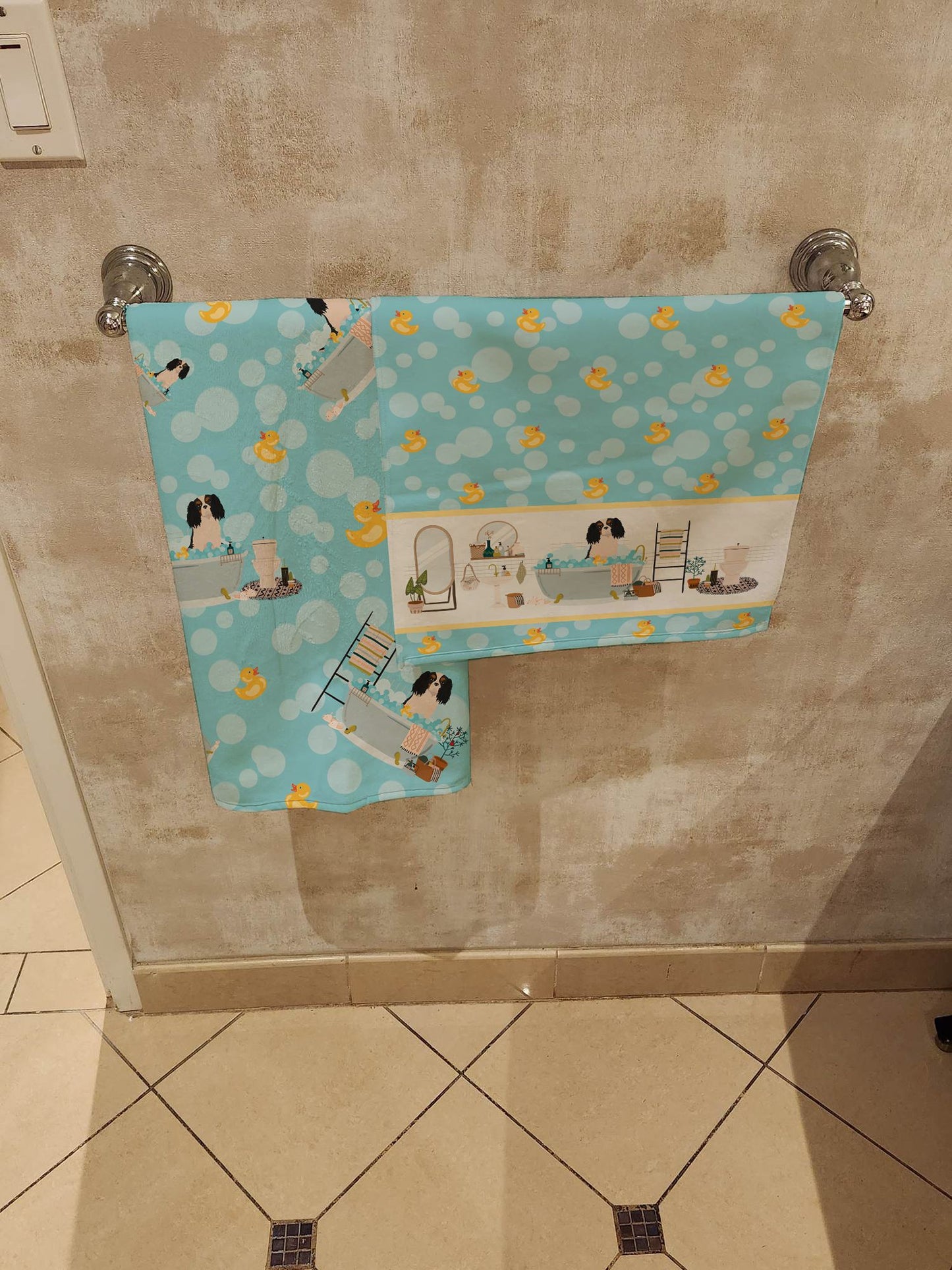 Tricolor Cavalier Spaniel Bath Towel Large Oversized Plush Fitness Body Towel, Ultra Soft Absorbent Quick Drying, 42"L x 24"W