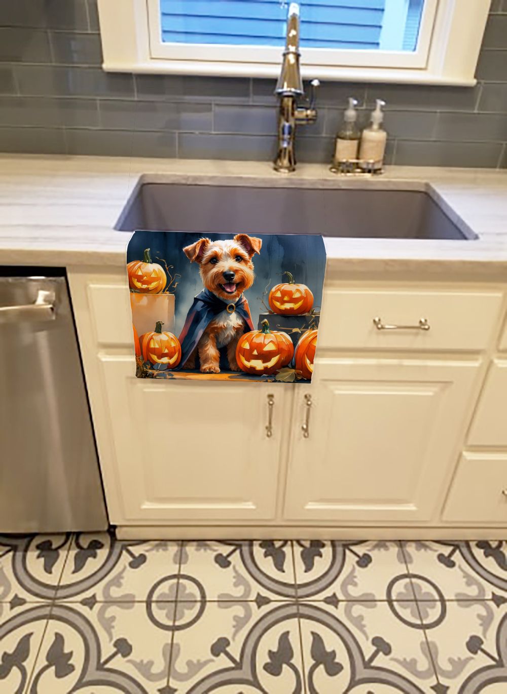 Airedale Terrier Puppy Halloween Kitchen Towel Dish Cloths Guest Hand Towel Decorative Bathroom Towel for Face,Tea, Dishcloth, Kitchen and Bath