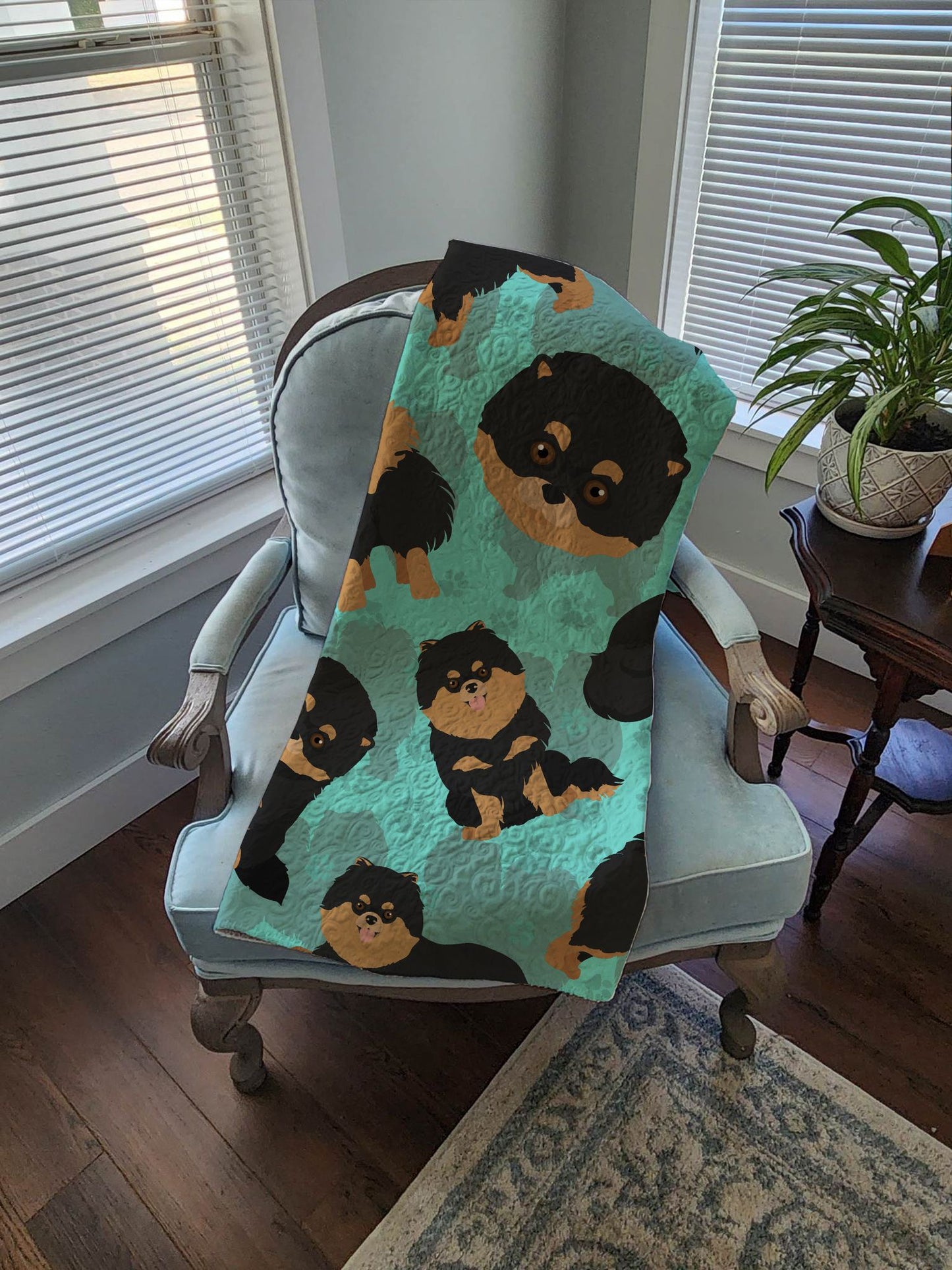 Black and Tan Pomeranian Quilted Blanket 50x60 Artwork Pattern Quilted Throw Blanket for Bed, Couch, Sofa, Soft and Lightweight