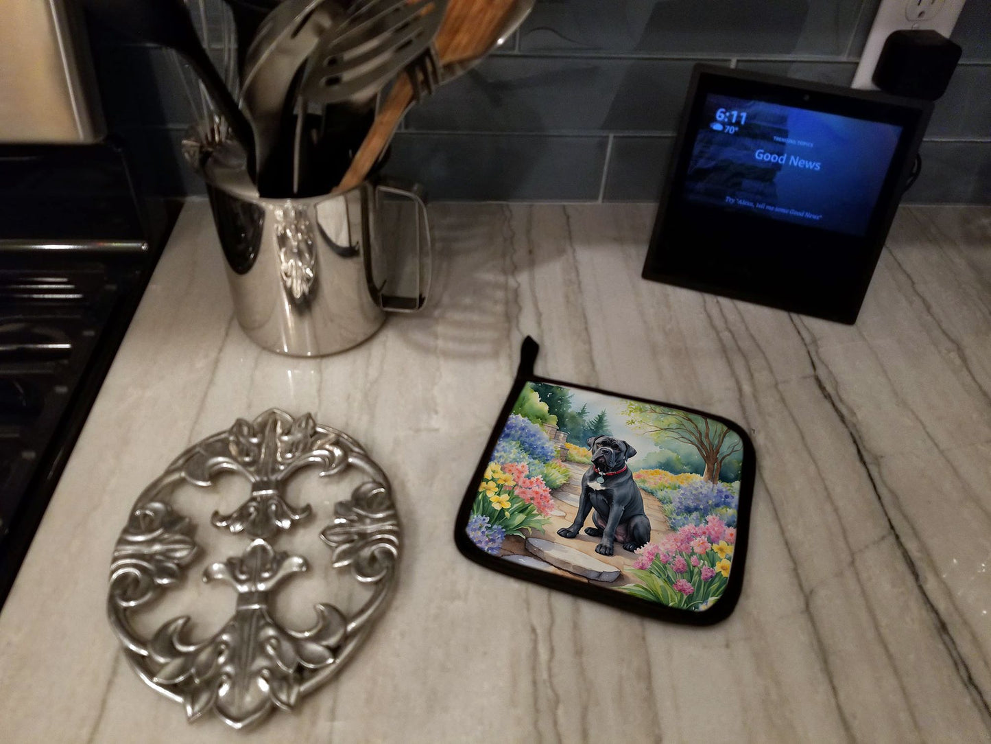 Cane Corso Spring Path Pair of Pot Holders Kitchen Heat Resistant Pot Holders Sets Oven Hot Pads for Cooking Baking BBQ, 7 1/2 x 7 1/2