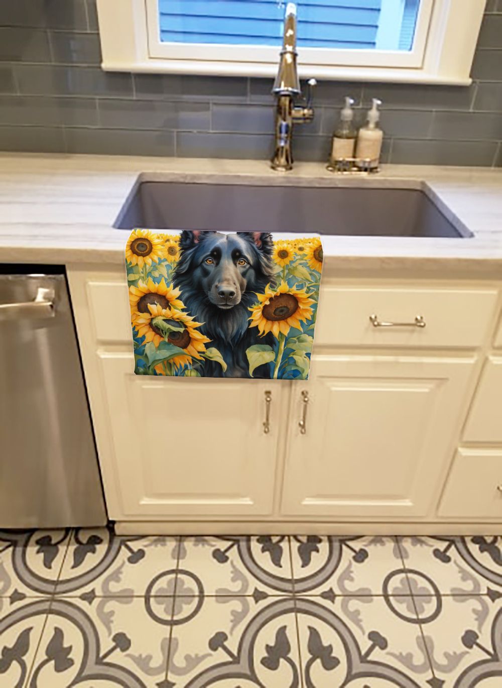 Belgian Sheepdog in Sunflowers Kitchen Towel Dish Cloths Guest Hand Towel Decorative Bathroom Towel for Face,Tea, Dishcloth, Kitchen and Bath