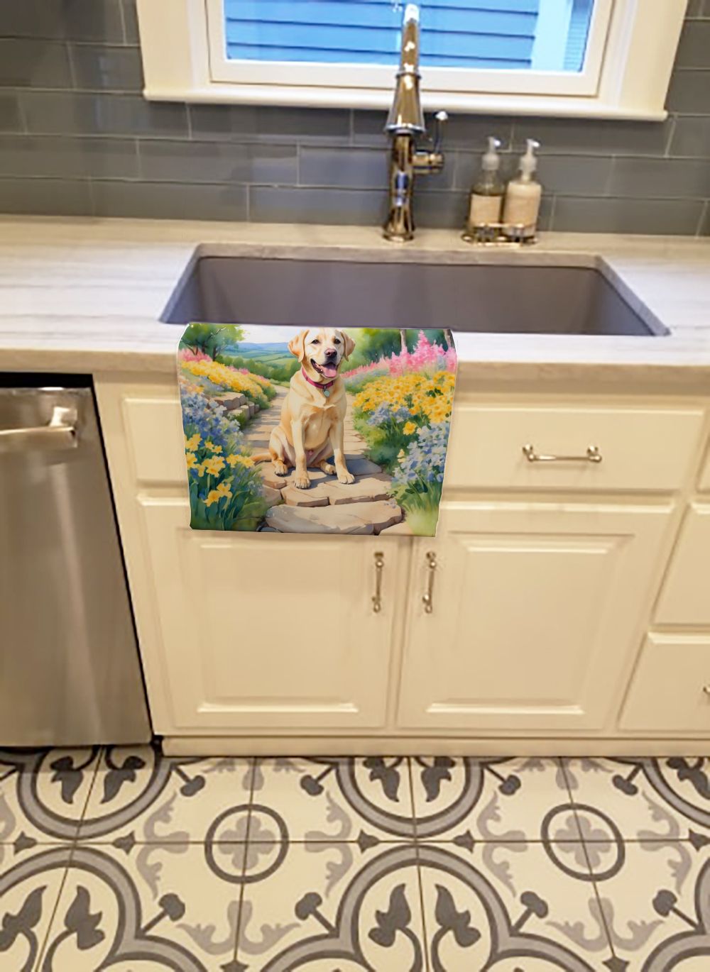 Labrador Retriever Spring Path Kitchen Towel Dish Cloths Guest Hand Towel Decorative Bathroom Towel for Face,Tea, Dishcloth, Kitchen and Bath